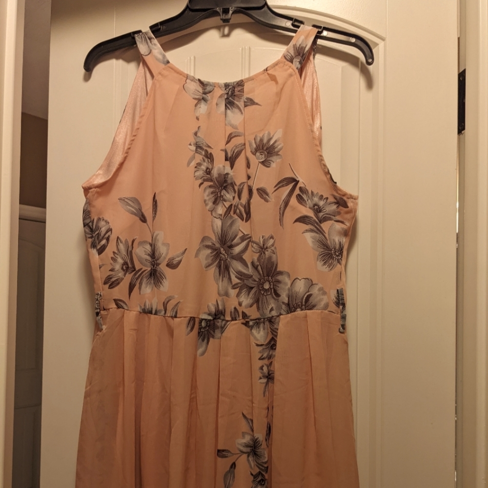 Elegant maxi dress